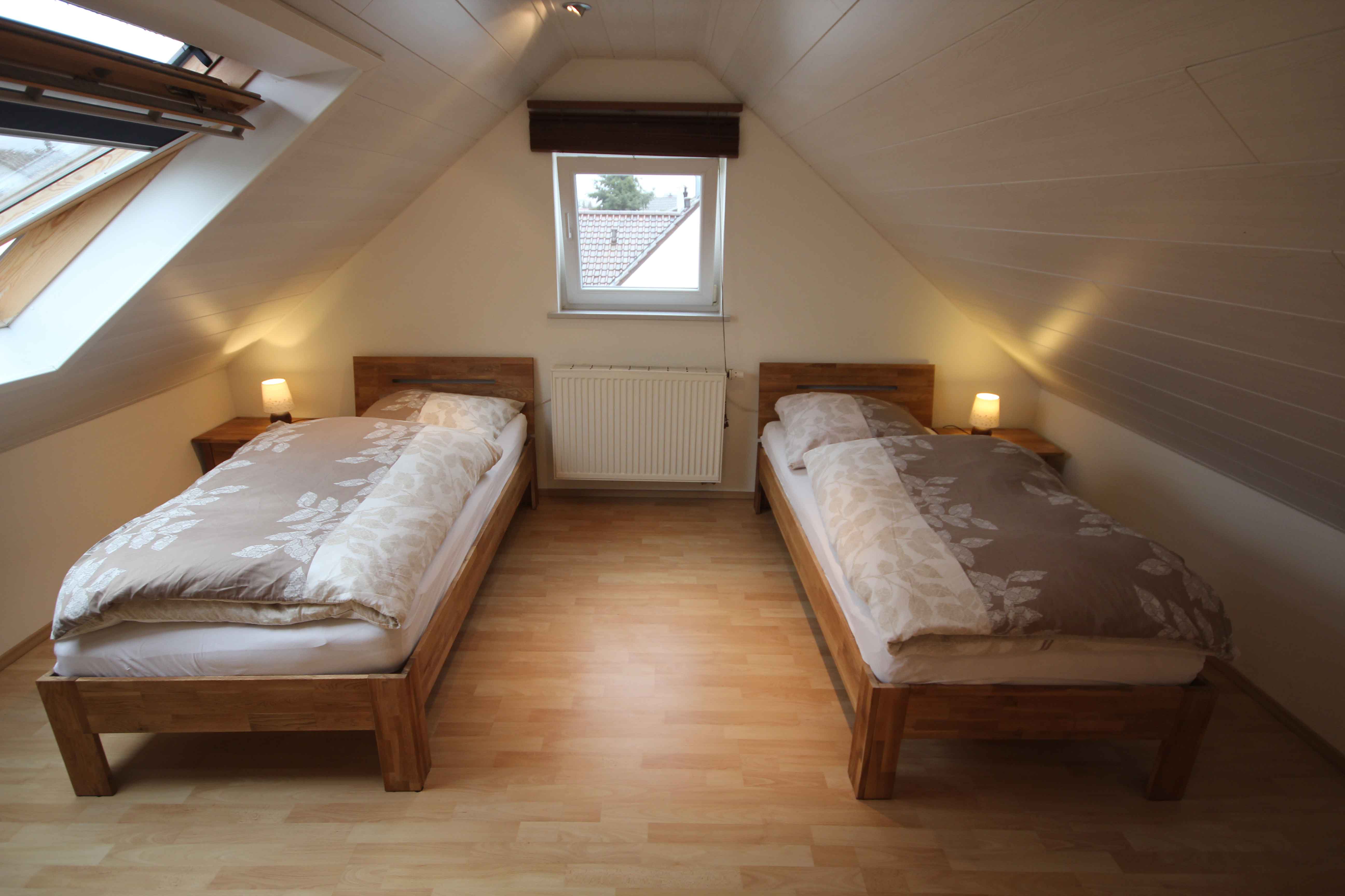 Schlafzimmer 2
